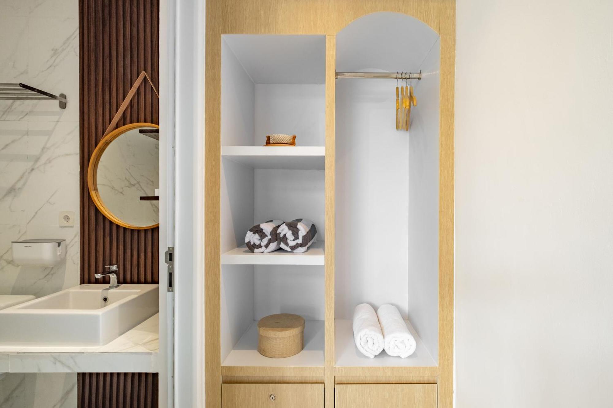 Cove Ume Nerus Residences & Villa チャングー エクステリア 写真